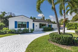 Luxury retreat w/heated pool & surf access