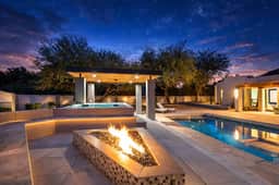 Modern estate w/heated pool & outdoor kitchen
