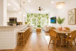 Palm Beach House 6  I By Hotel Home Stays