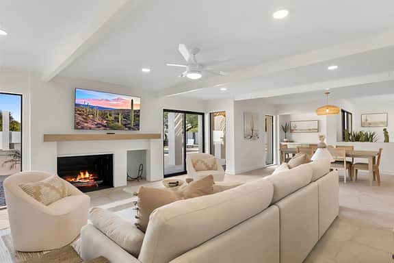 Luxury estate w/ heated pool & Camelback views