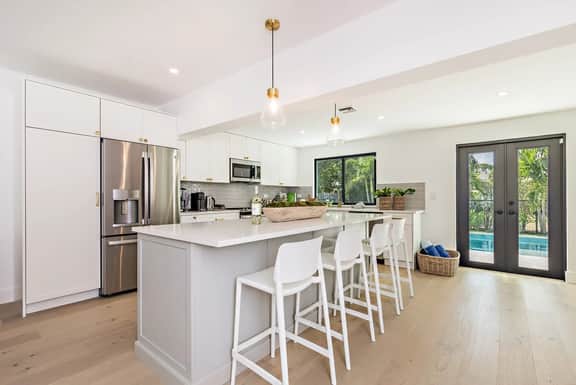 Luxury retreat w/heated pool & surf access