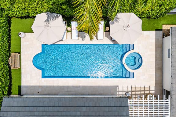 New! Palm Beaches Luxe Escape - Image 1